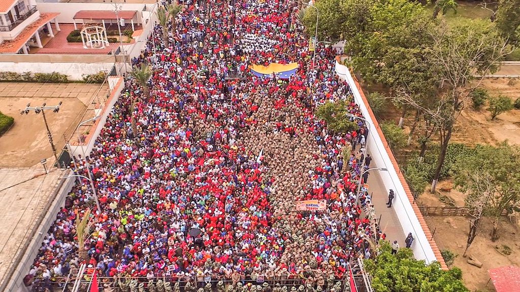 #23Feb #VenezuelaEnDefensaDeLaPaz #YoSoyLealAMiPatria