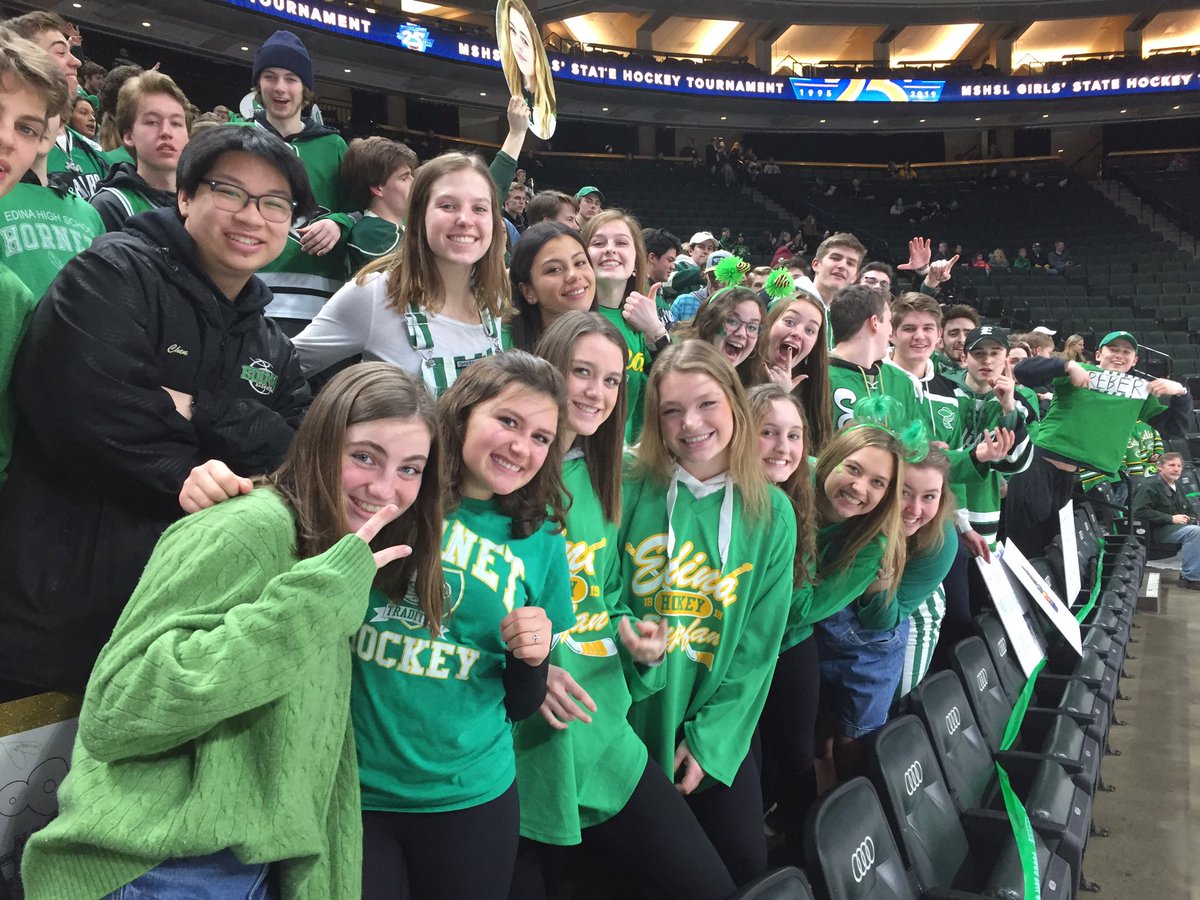 edinahornets's tweet image. Hey @EdinaFanSection - looking great at State! #Hornets