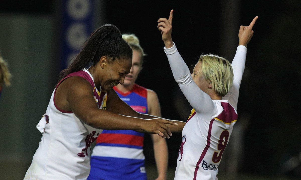 lionsaflw's tweet photo. Some spectacular highlights last night! 

Enjoy: https://t.co/z7arV7TGL5 https://t.co/odmRFpYYsk
