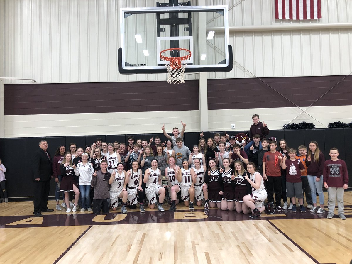 weaubleausb's tweet photo. CLASS 1 DISTRICT 7 CHAMPS!!!! 🐯🐾 #TigerStrong @scoreboardguy @OzarksOzone @WHSTigerUpdates @WeaubleauRIII @weaubleaubball https://t.co/ulMPKRr3Nr