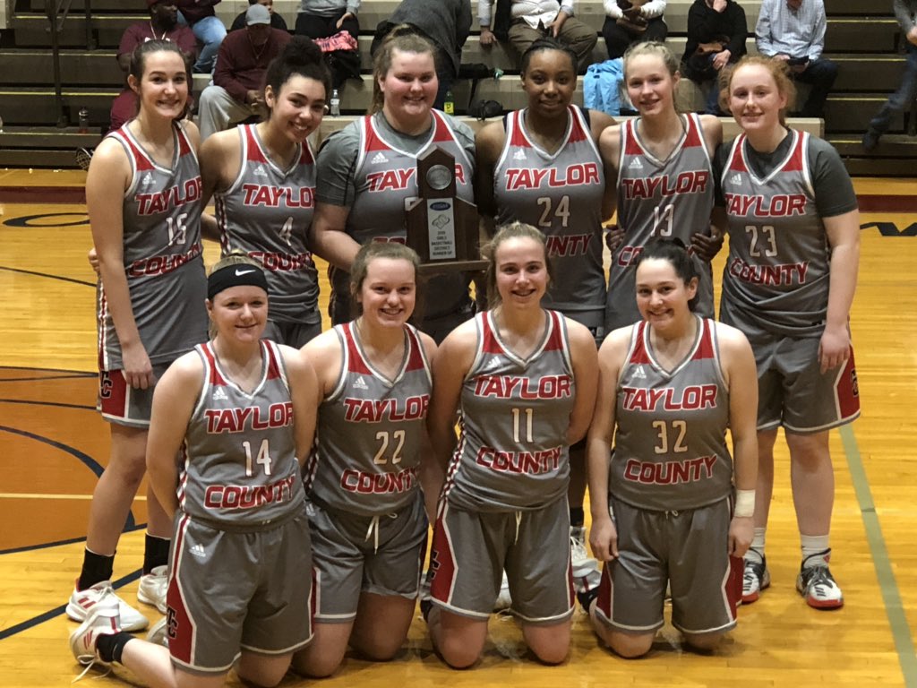 SportsTaylor's tweet photo. Congratulations Lady Cards! 20th District Runner-up. Congrats on posting a 21-11 season so far. Good luck in the Region Tournament! https://t.co/RrpQFFe2Fw