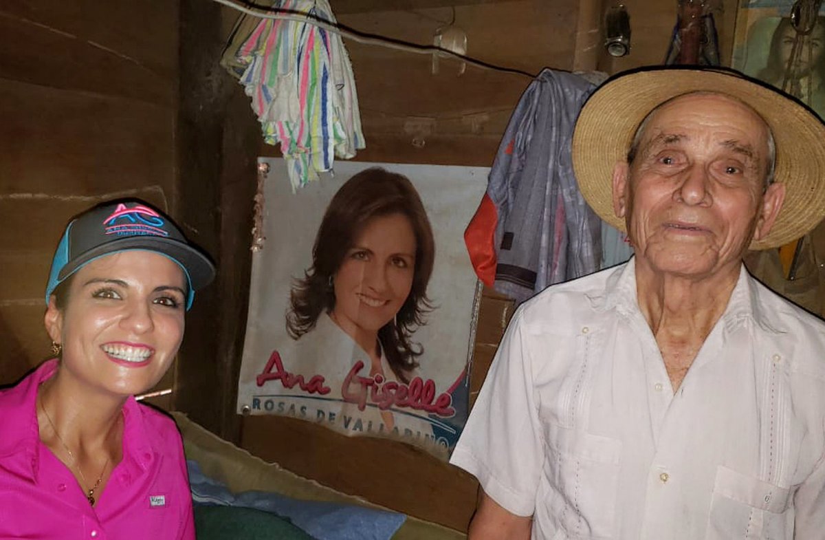 Don Nico me tiene desde la campaña pasada al pie de su cama, donde todos los días pide a Dios que todo me salga bien el 5 de mayo #OrienteyatieneDiputada #AnaGiselleDiputada