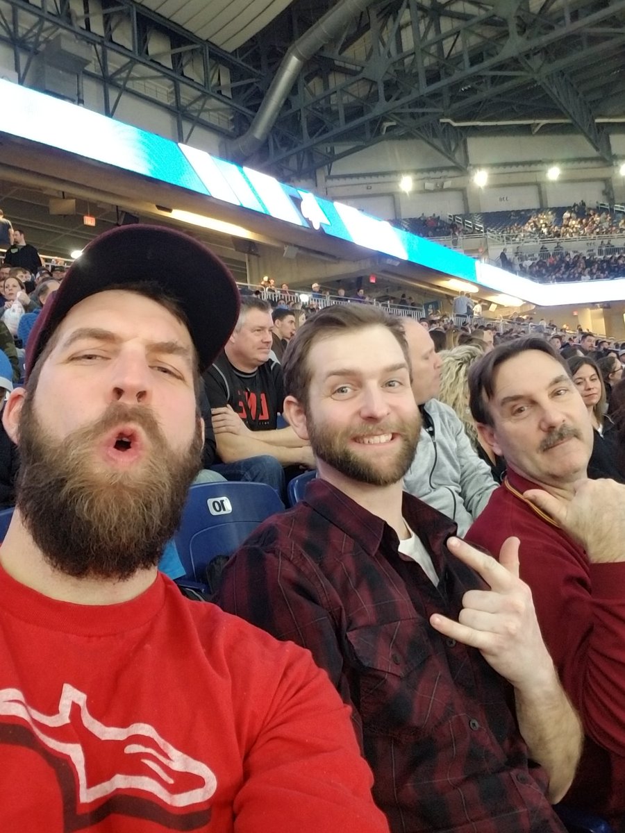 Tlebert's tweet photo. What's up Windsor? #SupercrossLIVE https://t.co/MlUERniA6d
