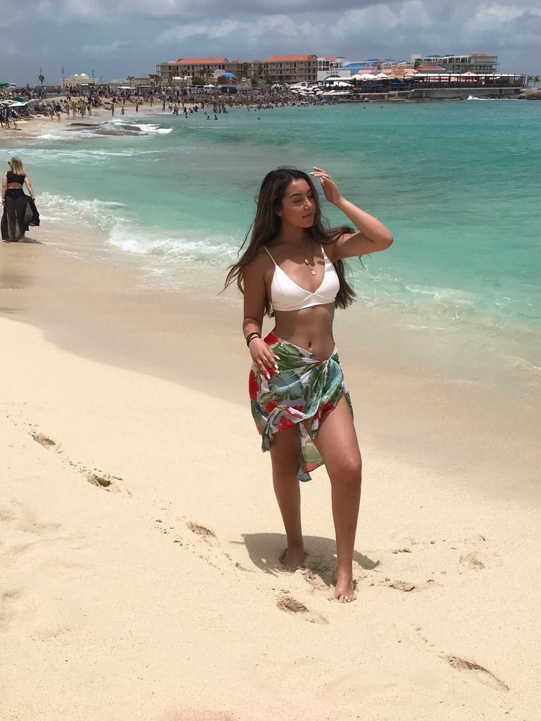 OnlyFineDimes's tweet photo. Insta: michcaroline
@michcarolinelo https://t.co/pnFyXqpdHq