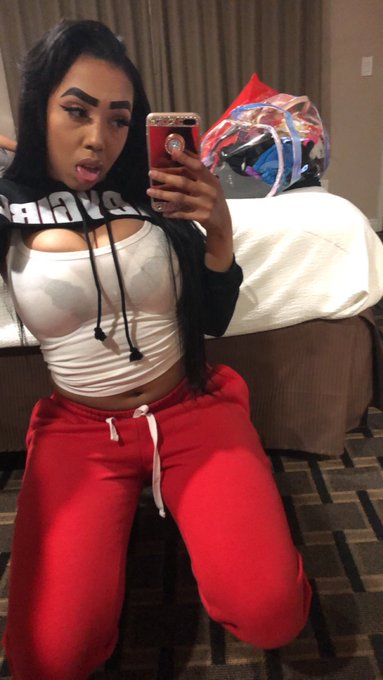 &hearts;️ https://t.co/azHE9cWZAC<a href="/tag/camgirl"class="tags"><span>#camgirl</span></a><a href="/tag/manyvids"class="tags"><span>#manyvids</span></a>