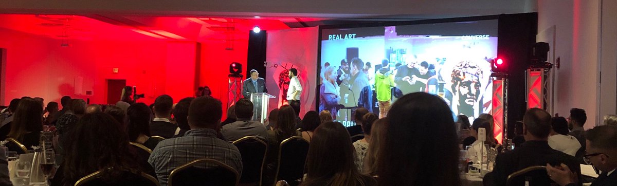 cmariescarlet's tweet photo. Andy @nickad getting a #hermesshow award for @Converse work. https://t.co/An3ifqVkBb
