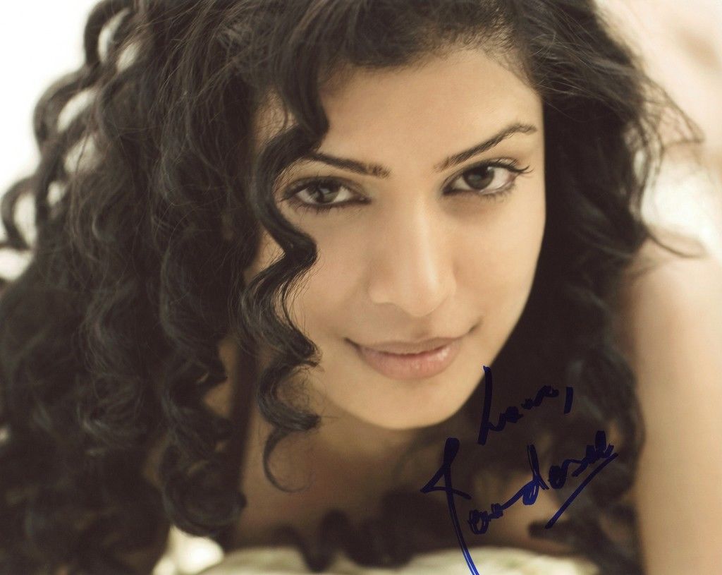 Happy Birthday, Tena Desae!   