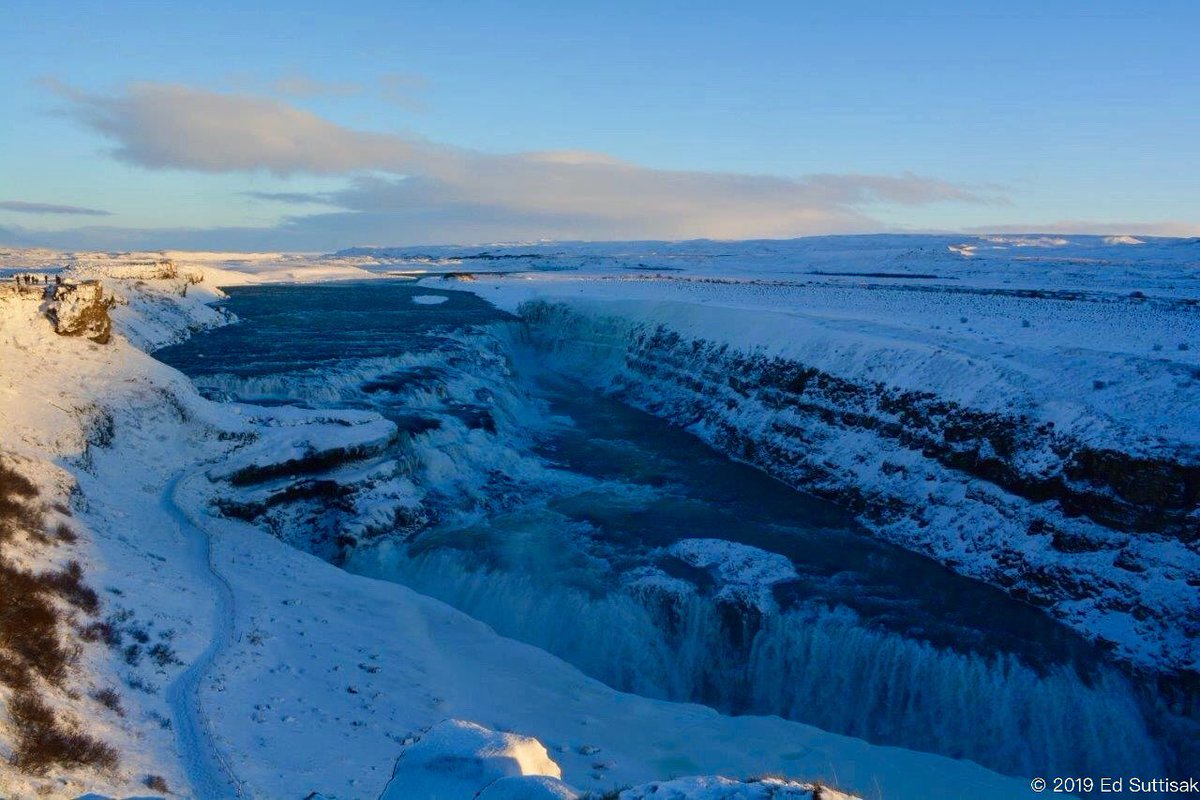 suttisakv's tweet image. In the depth of #winter I finally learned that there was in me an invincible summer. - Albert Camus #gullfosswaterfall #iceland 🇮🇸 #Traveling #adventure #tourist #travel #traveler #vacation #WorldTraveler #TravelBlogger #wanderlust #travelphotography #naturelover #naturelovers