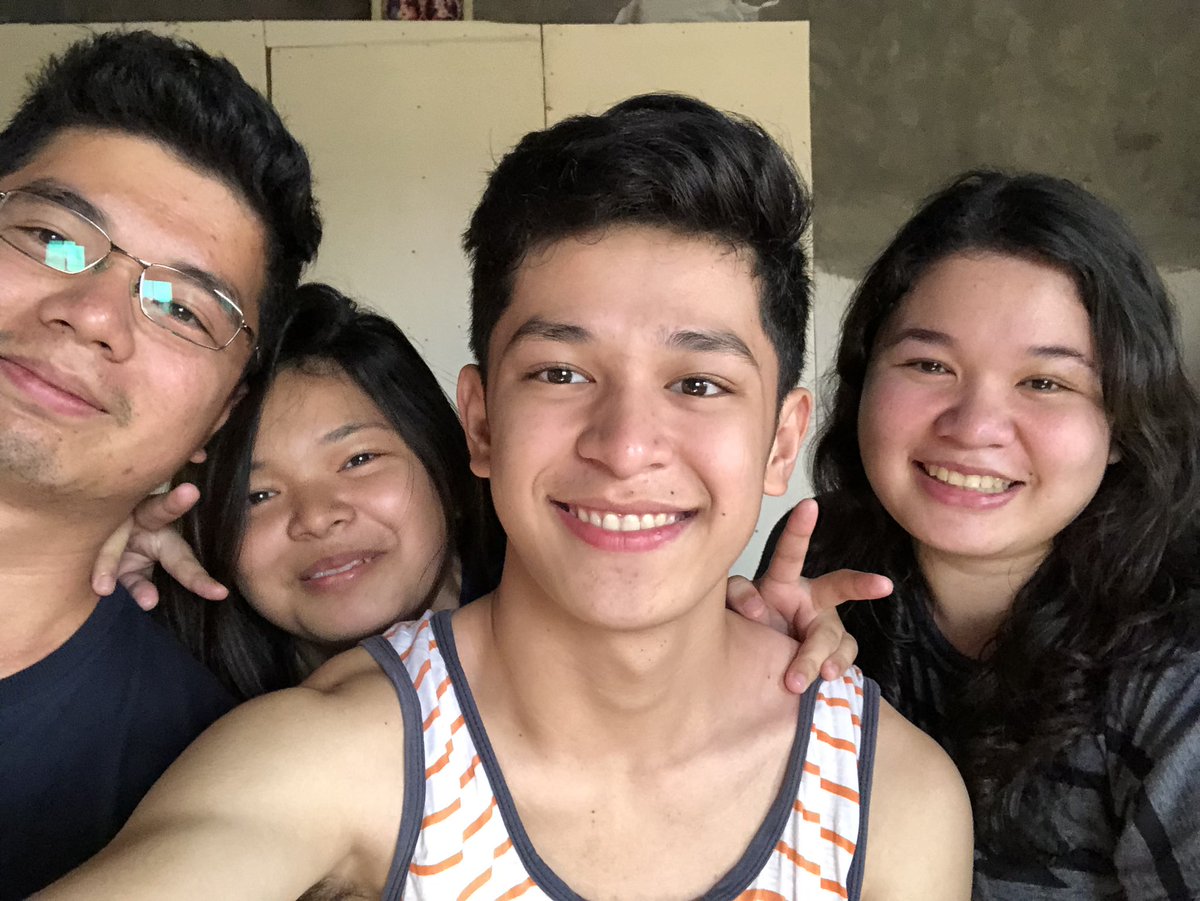 AljonMendoza_'s tweet photo. My life. https://t.co/wuLQP9BiMy