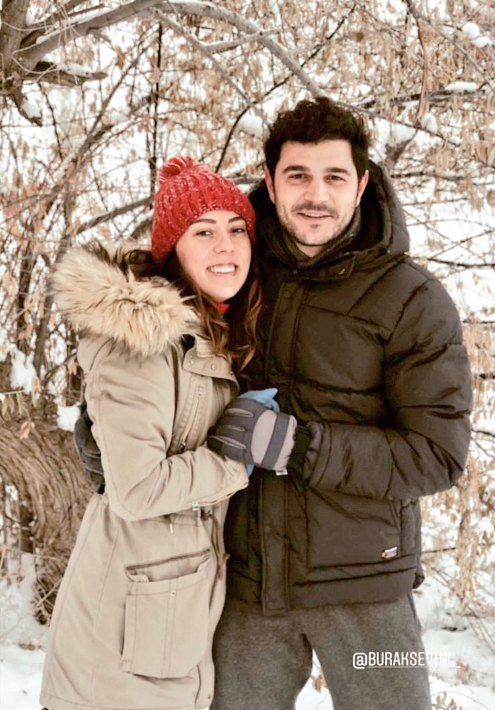 Tatlı gülüş 🙂

#BurakSevinç #Söz