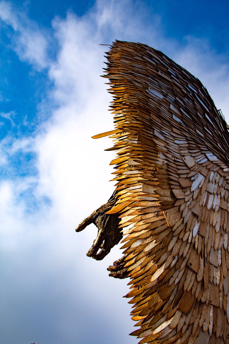 #knifesculpture #knifeamnestysculpture #peaceandlove #art #tragic #photograph #photographer #photography It’s in our hands 💌