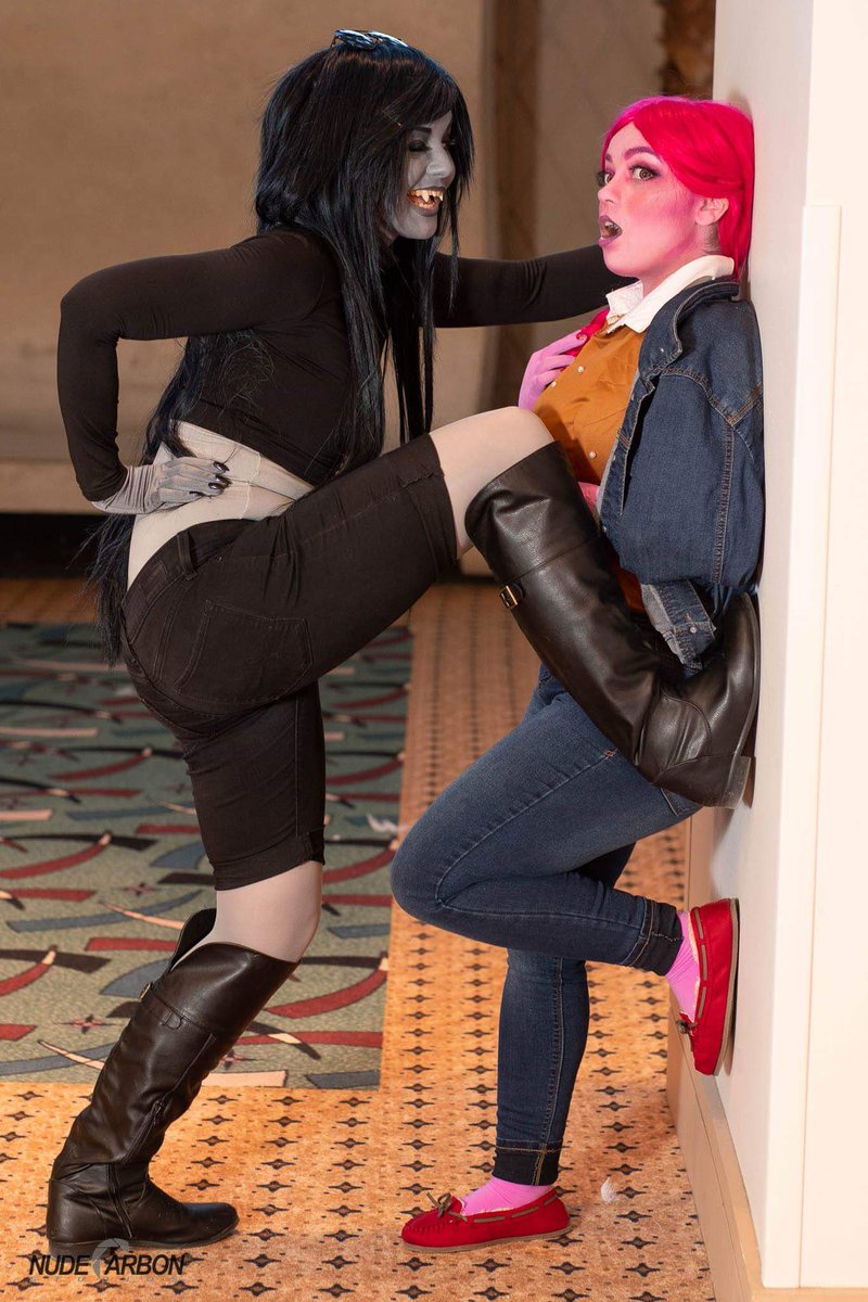 TappyToeClaws's tweet photo. I am a #professional cosplayer who takes SRS PHOTOS ALL THE TIME ♥️
(Also the why does @nykil_exe put up with me at all 🦖♥️)
#amke2019 https://t.co/IDrqny6Mro