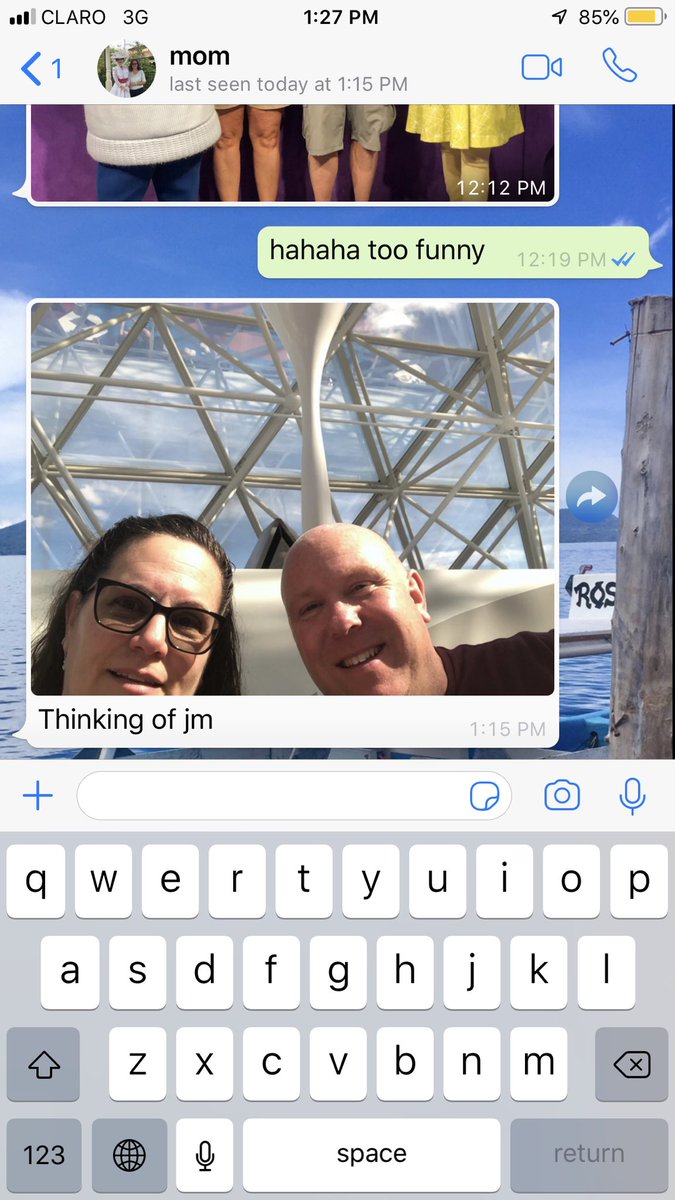 justbelively's tweet photo. my parents are in disney world and keep telling me how much they miss my boyfriend https://t.co/omSGPolySK