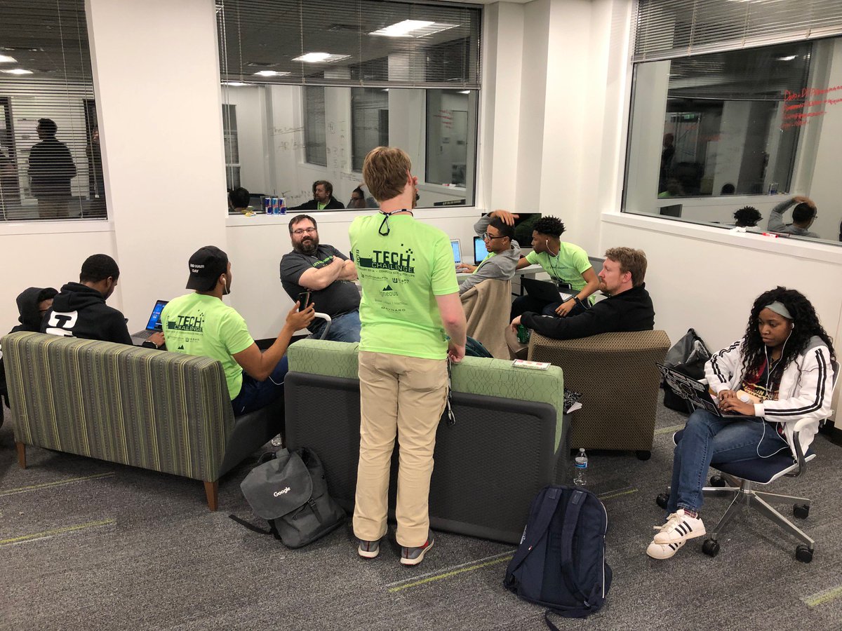 hudsonalpha's tweet photo. Sleep, what's that? Nearly 12 hours in, and participants are still going strong at the #HudATechChallenge ! #letshackgenomics #hackathon #genomics #genetics #ScienceForLife https://t.co/y4pskdFQvZ
