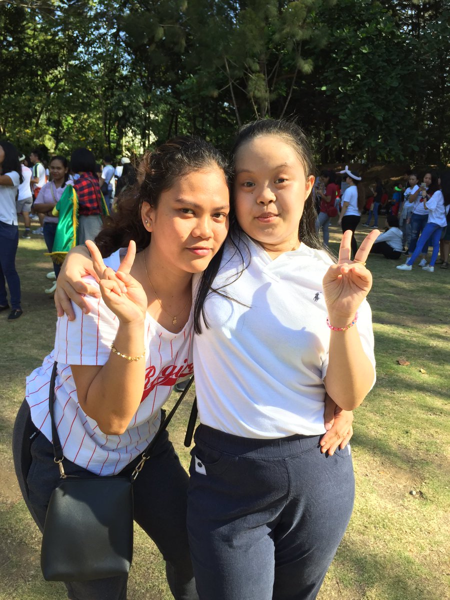 DreyAding's tweet photo. Got a chance to walk with these beautiful creations of God!❤️ #Ahappywalkfordownsyndrome2k19
#allfordown https://t.co/LnThec6lHH