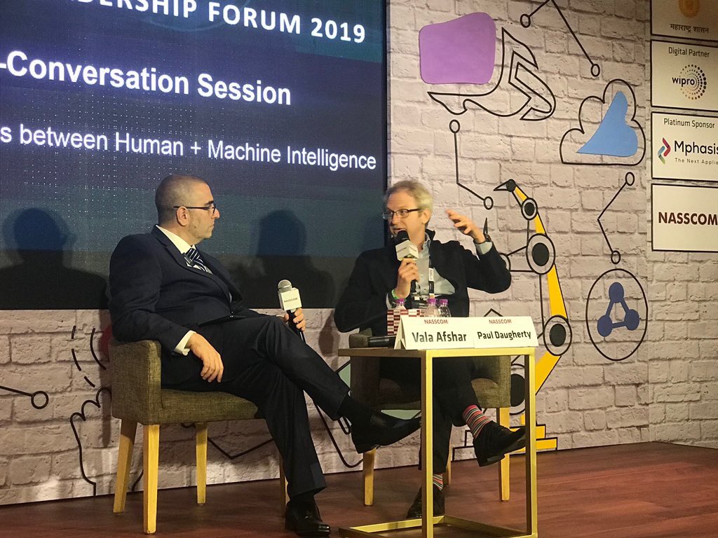 ValaAfshar's tweet photo. Why I loved visiting India: 🇮🇳

1 keynote at @nasscom 
2 @debjani_ghosh_ is amazing
3 @hvgoenka is a mentor and guru
4 sharing the stage with @pauldaugh 
5 @salesforce customer trailblazers
6 @Wipro team and campus is brilliant
7 @nasscom team is family
8 India is digital leader https://t.co/4uN76XG5Wj