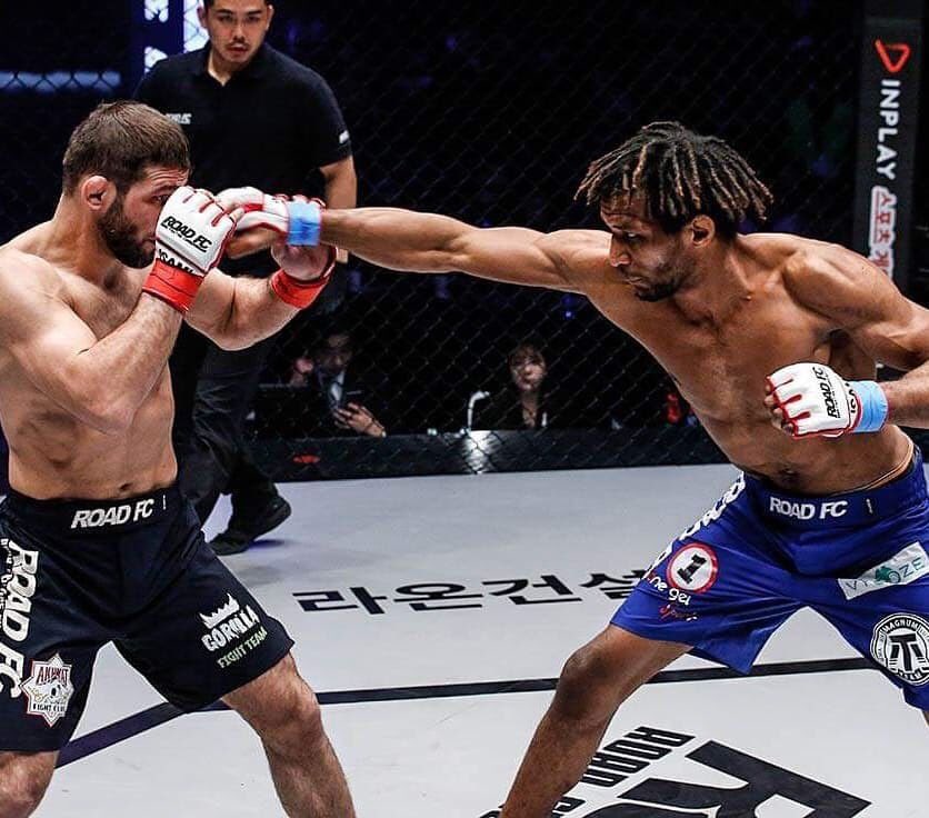 HallyuWebsite's tweet photo. @Barnaoui4 #MMA #Khabib #Juraze #Esed #Korea #RoadFC #RoadFC52
Félicitations 🎊
We deeply appreciate the KO. 🙌🏼 https://t.co/HbLxSY5RMm
