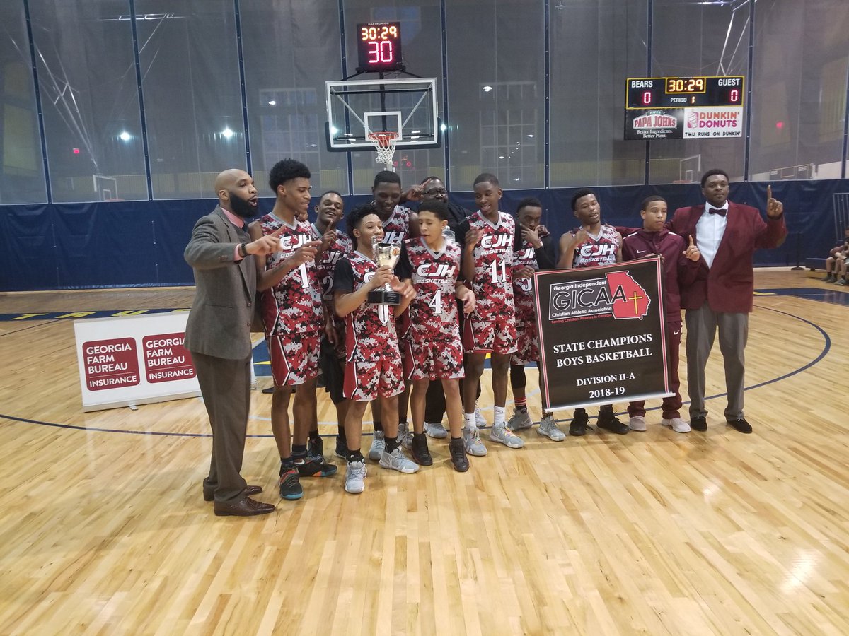 _k_shiahmusic31's tweet photo. So proud of my young men, @tae_nolove @yfncorey_ @Playyboijayyy @NjoguBah @Marquel02004518 @CampJewellHouse @CampJewell1  @house_jewell on becoming the GICAA STATE CHAMPIONS!!!!!!!! Hard fought battle but we were ready!!!  Congratulations guys, proud of you all!! https://t.co/WcFLLtJV85