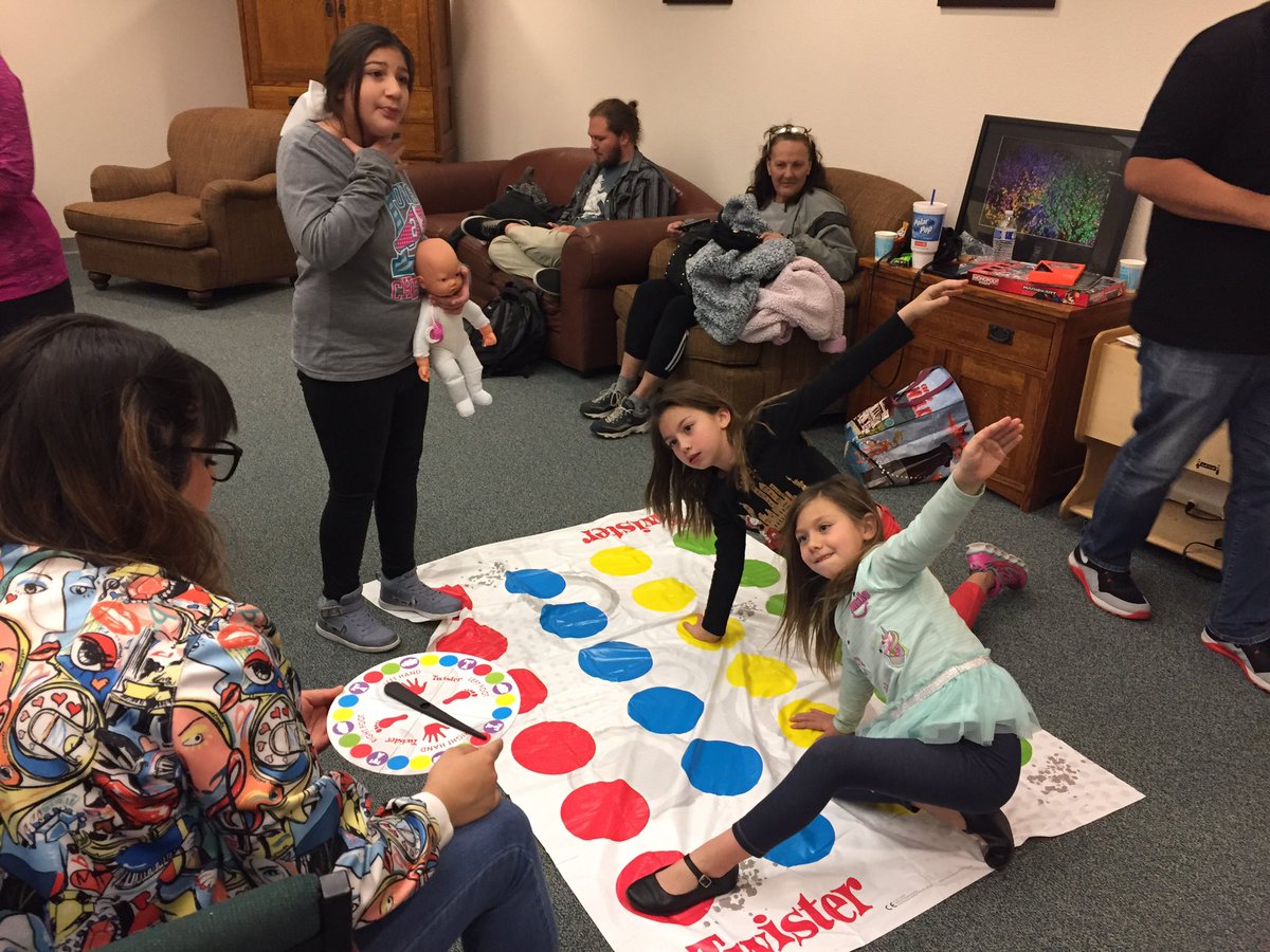 MdnBuddies2016's tweet photo. More game day fun! #mdnbuddies #bbaz https://t.co/n26ahnxGbB