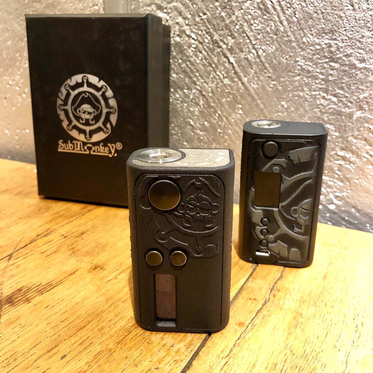 litvapor_osaka's tweet photo. イタリアからの海賊船☠️
Tiny Volcanoに続き、Dicodes搭載のBF modがLIT VAPORに❗️
3Dプリントでコンパクトかつ軽量、それでいてSSトッププレートなどスペシャル仕様でエレガンドさもあるにくいやつ😎
DNA75C版もあわせてもう少しで販売開始致しますので、乞うご期待✨
#litvapor #submonkey https://t.co/F7h5t5tEXM
