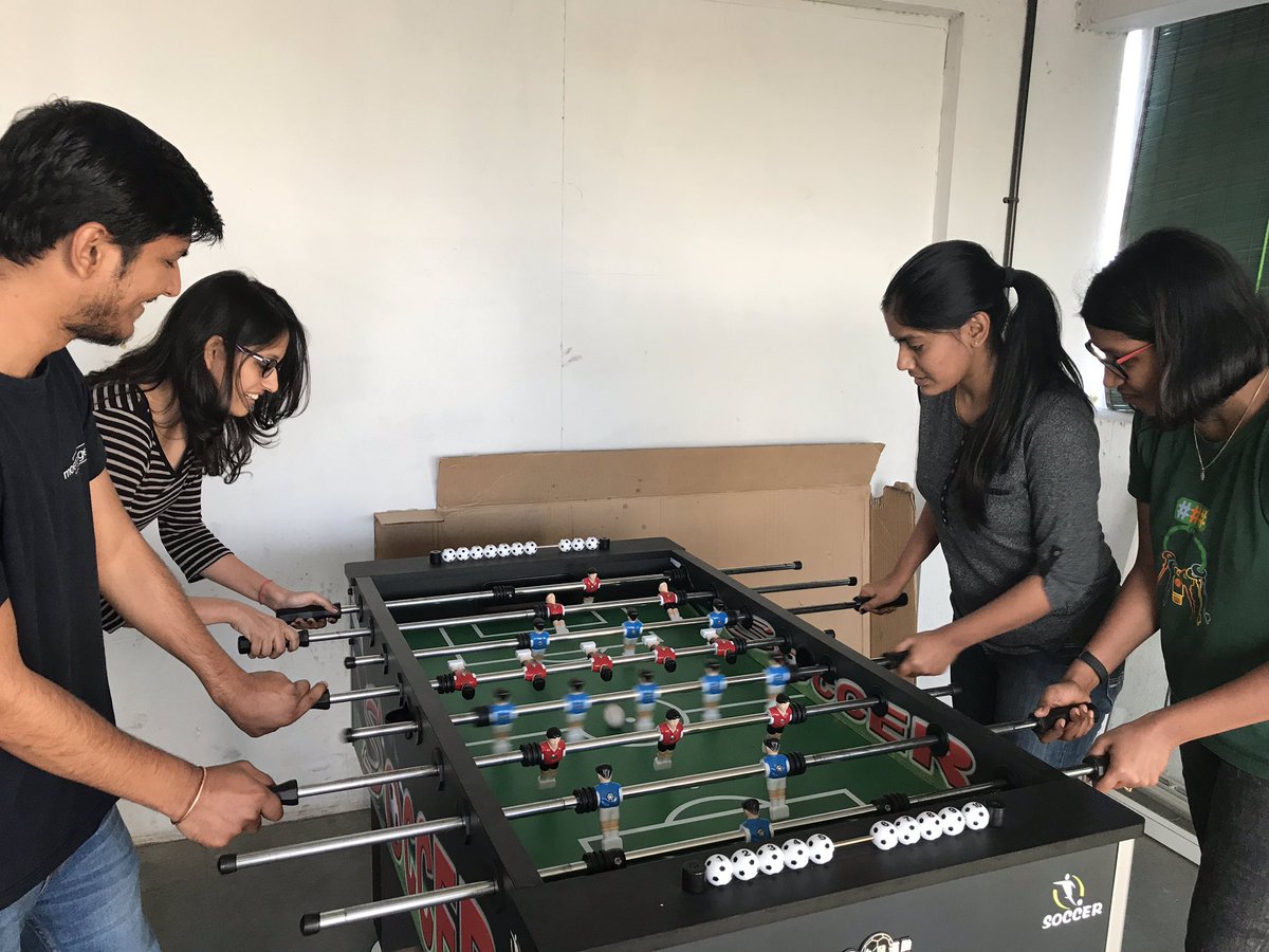 TechGirlPooja's tweet photo. Work and play, it’s all about BALANCE.
And #fooseball is the fresh oxygen at my workplace 🤗
.
.
.
#SportsAtWork #LifeAtMoEngage #WorkLifeBalance @moengage https://t.co/3JIZoyyeiV