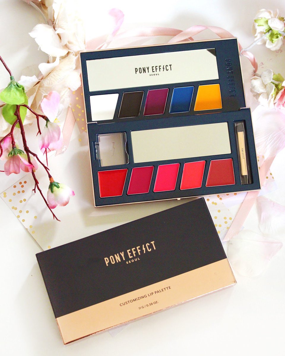 cmeshoppp's tweet image. พร้อมส่ง ✨Pony Effect Customizing Lip Palette 10 Colors มีสี10สี แต่สามารถผสมสีได้มากกว่า25สี ไม้แปรง2หัวเอาไว้ผสมและทาปาก ค่ะเริ่ดมาก
ราคา 240฿ จากปกติ 1100฿  ค่าส่ง 40/70 ค่ะ #ponyeffect #เครื่องสําอางเกาหลี #คสอเกาหลี #คสอพร้อมส่ง #ถูกบอกต่อ #HowtoPerfect #ถูกบอกต่อ