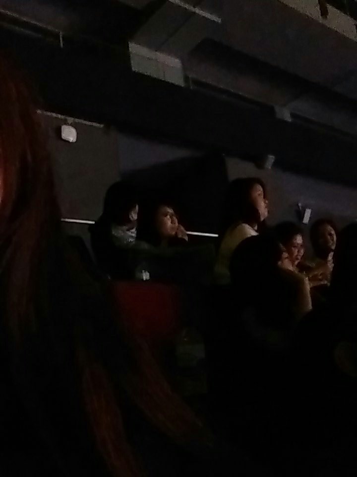 lovequinie's tweet image. Daming Jollibee. 
#pabida