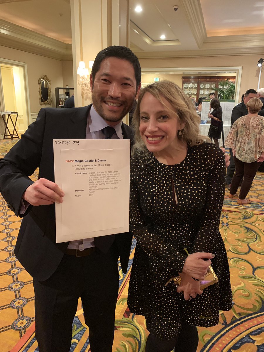 recinvestor's tweet photo. #HillsidesGala winners! #DrDrewPinsky #JohnMahon #MagicCastleHollywood https://t.co/wG13cwZx8m