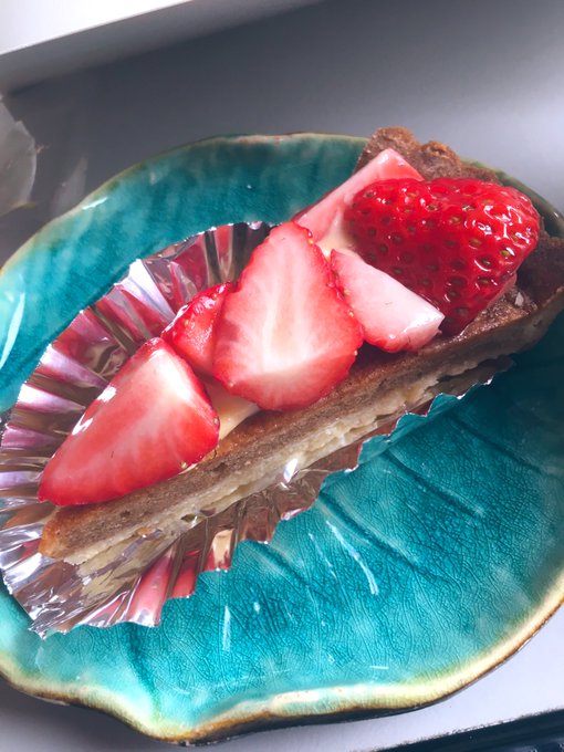 最高のイラスト画像 無料ダウンロードいちご タルト イラスト