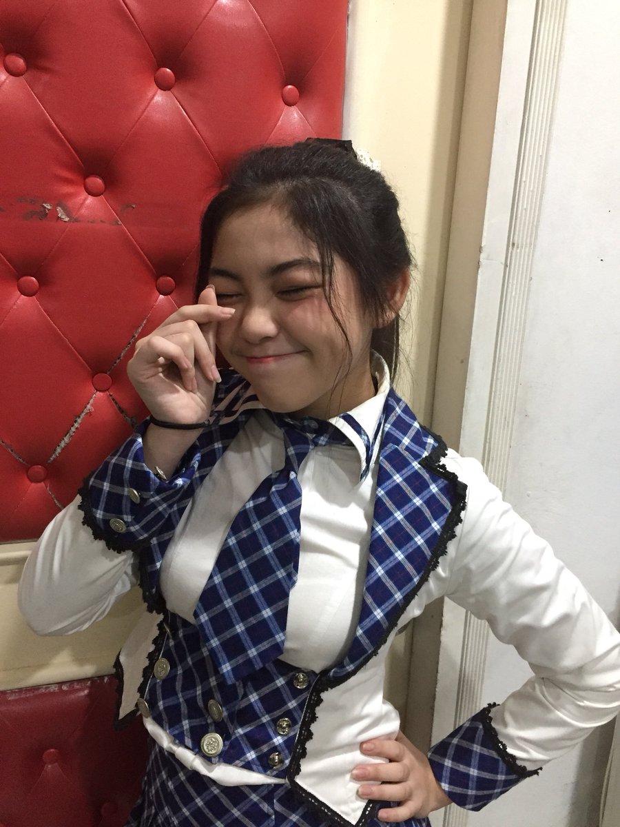 gbiyel's tweet photo. Makasii buat zenzanyaa , review ny dongg https://t.co/67NwOUy8jB