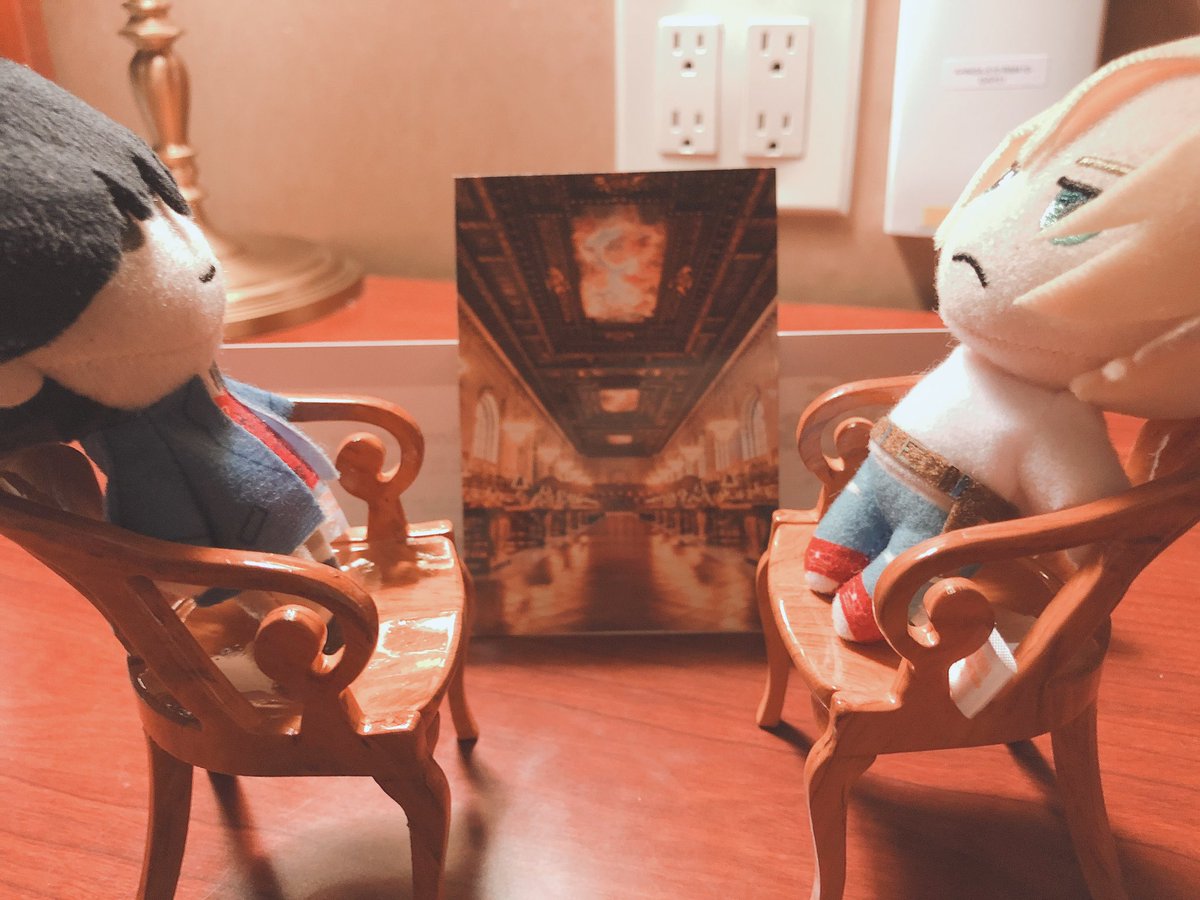 𝔽𝕦𝕛𝕚 على تويتر ニューヨーク市立図書館で買った椅子 かわいい Bananafishオフィシャルツアー こちらの時刻ただいま深夜2時