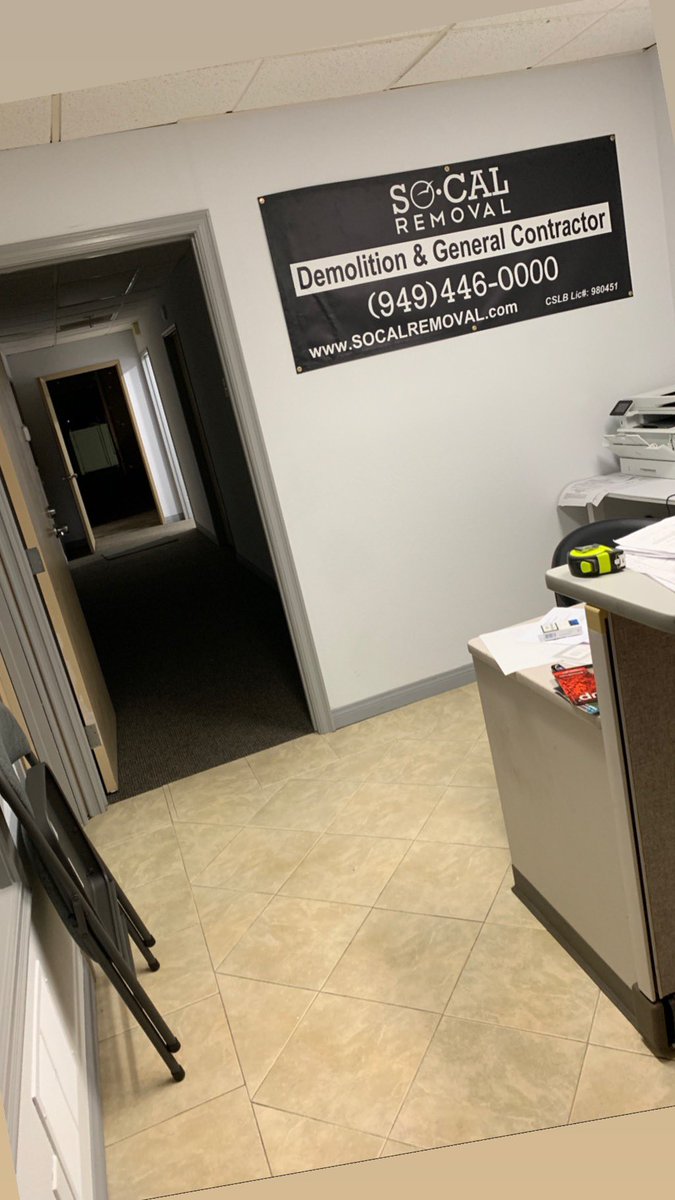 socalremoval's tweet image. Orange County Demolition &amp;amp; General Contractor SoCal Removal ready to serve you.  #demolife