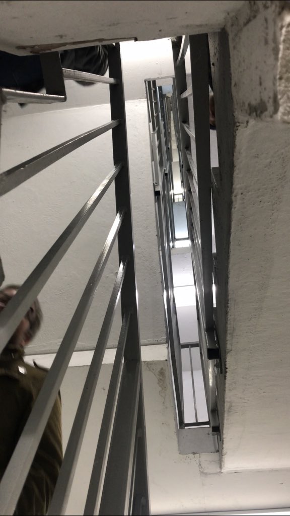 Dalboz17's tweet photo. Walking up 30 flights of stairs. Never again, as long as I live, please. #brokenelevator https://t.co/bNnhXe696j