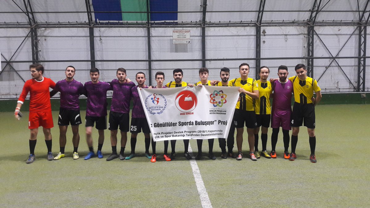 gencliksporda's tweet photo. GPDP 2018-1. Çağrı kapsamında desteklenen “Genç Gönüller Sporda Buluşuyor” projemiz yarı final maçlarıyla devam ediyor.⚽️FC İŞLETME 13 - 6 KESKİN ⚽️ https://t.co/9I6k38LsjB