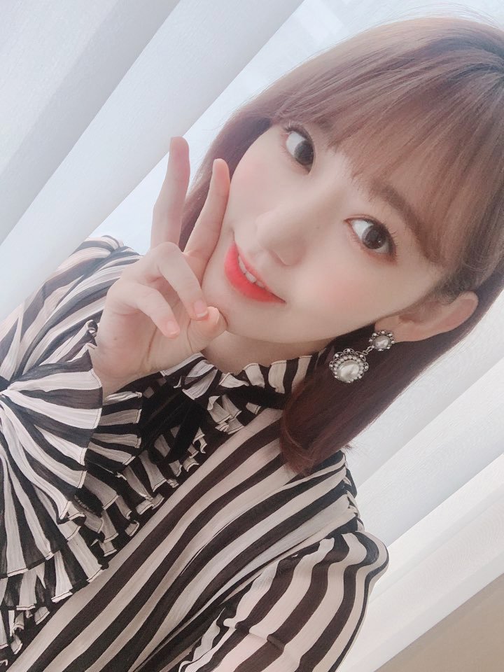 official_IZONE tweet media