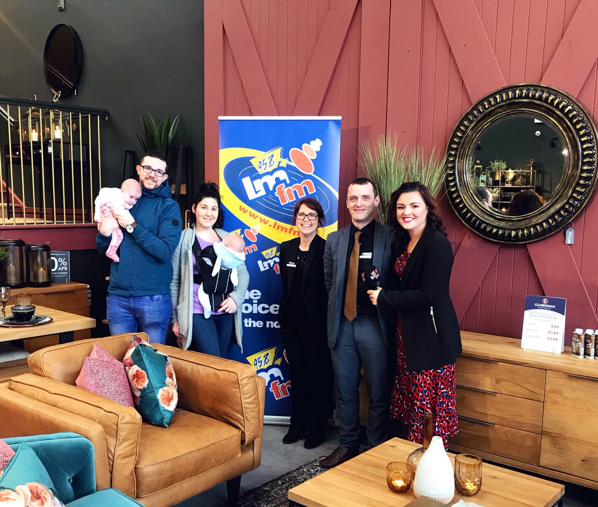 Yesterday with @LMFMRADIO doing what I love 🧡 this time we were @EZLivingInt brand new store at the M1 retail park Drogheda. It looked amazing!! 😍 I will definitely be back in to buy a few bits. Very friendly staff also! #LMFMRADIO #LouthChat