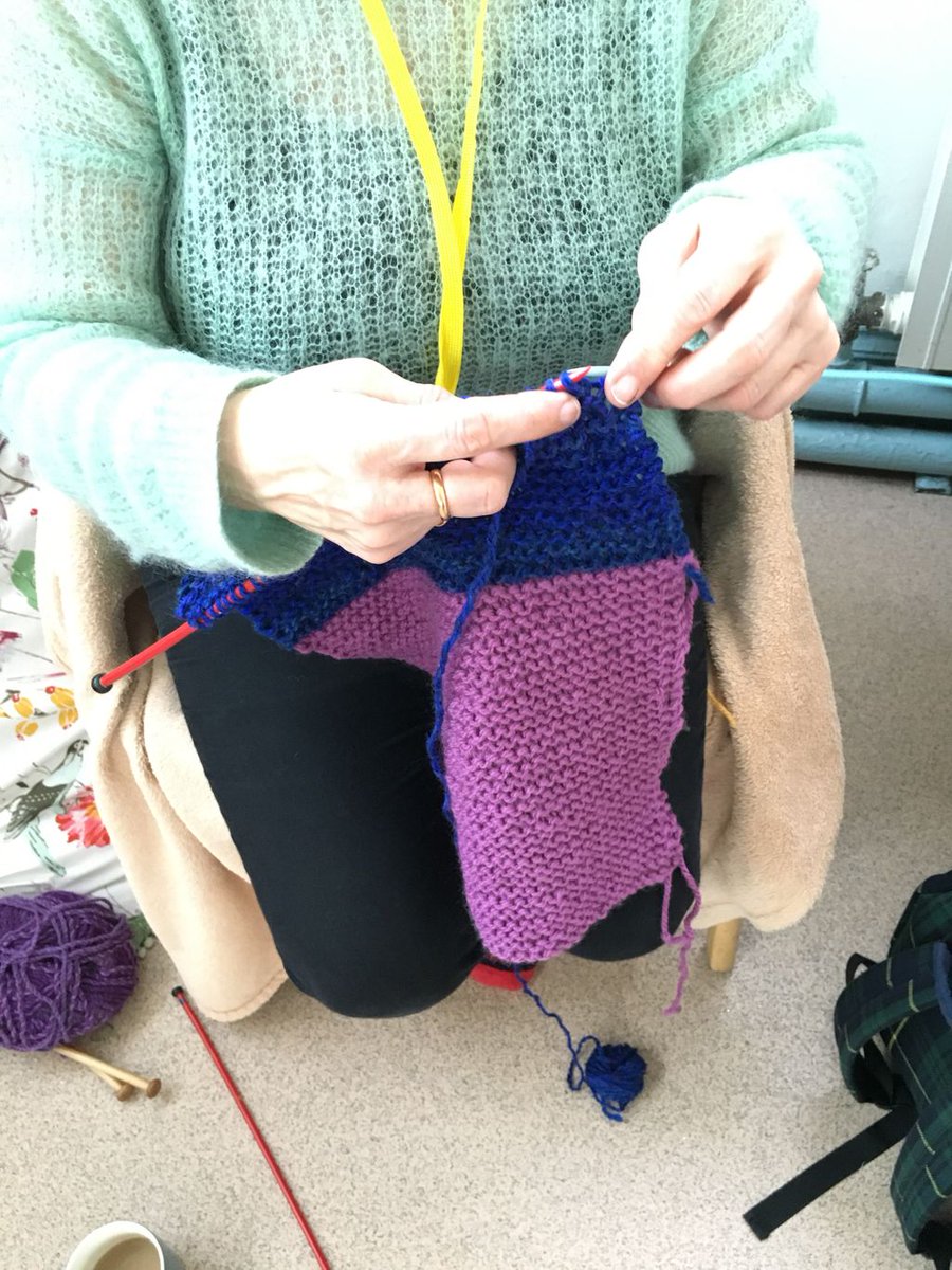 We’re having a ball! (Of yarn that is...) #thebigknit #mindfulknitting #machesterknitting