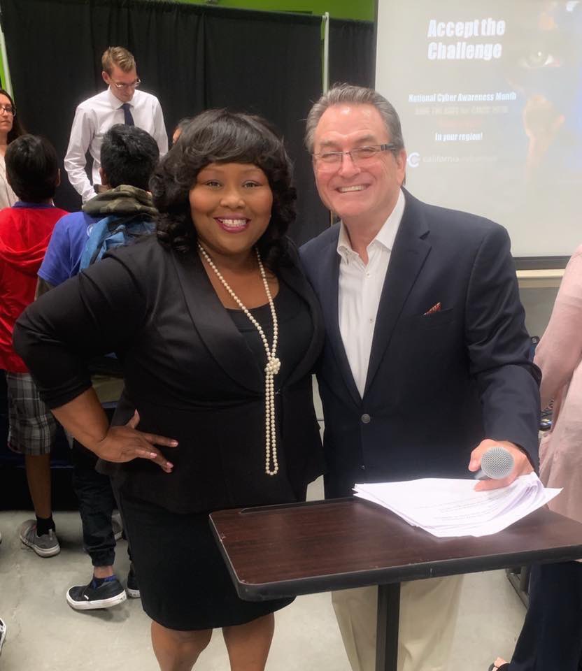 RacquelVasquez's tweet image. More than 200 teams &amp;amp; 1200 students participated in the California Mayors Cyber Cup. Middle &amp;amp; high school students applied their knowledge in the spirit of teamwork to stop cyber attacks. I enjoyed meeting the students &amp;amp; their parents. #CuberSecurity #HYCU #Computers #LemonGrove