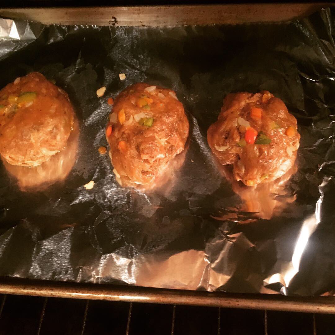 VanceChef's tweet image. Vegan Meatloaf
.
#seitan #seitanrecipe #vegan #veganfood #veganfoodie #vegetarianrecipes #vegetarianfood #vegetarian #chefmode #delicious #yummy #droolclub #forkfeed #goodeats #foodstagram #foodpics #foodgram #foodaddict #foodlover #foodspotting #foodshare