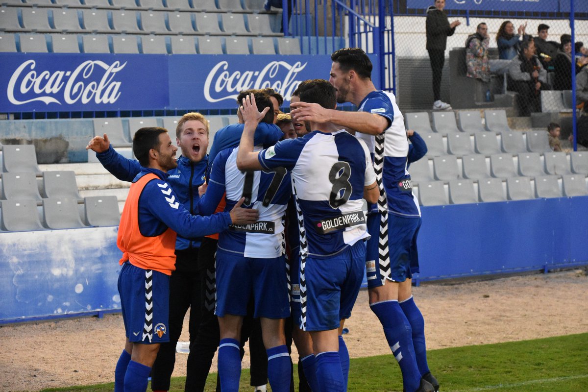 CESabadell's tweet photo. ✅ Dia de partit | 🔵 Endavant, Sabadell! ⚪️

🏆 26a jornada #2bg3
⚽️ @RCDEspanyolFF - @CESabadell 
⏰ 12h
🏟️ CE Dani Jarque
📻 @RadioSabadell 

#CESMatchDay 
#elCESdeTOTS https://t.co/eTspqgKB5c