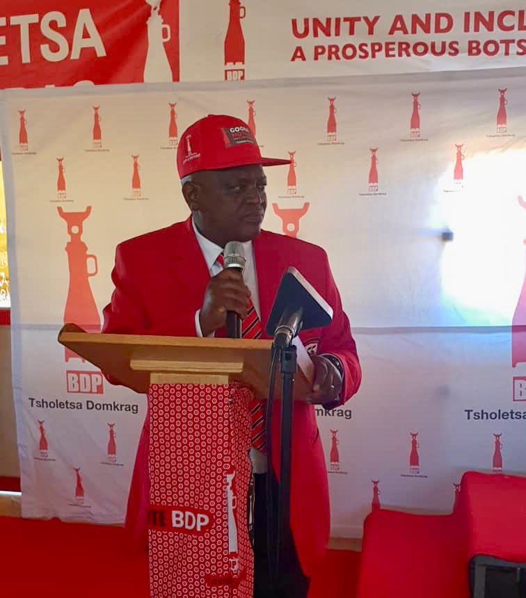 OfficialMasisi's tweet image. I run a consultative @BWGovernment. We have a problem with human wildlife conflict. I never said we will go all out and kill all elephants in Botswana. We are under attack and these people are acting in concert with some Batswana. It is sad.