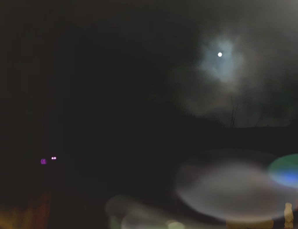 TalesoftheGlass's tweet photo. Darkness and light https://t.co/mm8wOHIIME https://t.co/FHkW0zeo9Q