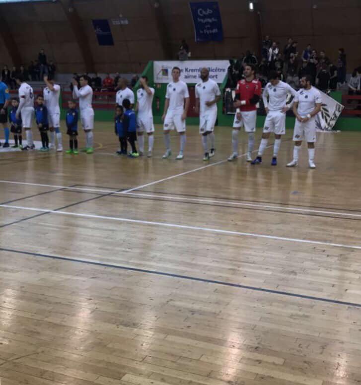 BastiaAgglo's tweet photo. #Division1

Défaite chez le champion de France.
KB Futsal - Bastia Agglo : 3 - 1 (1-0)
But : Romarinho ⚽️

Malgré une belle prestation les bastiais s’inclinent sur un score serré dans l’antre du champion. 
Merci aux supporteurs et à Romain

Forza Bastia 🔵⚫️🔵⚫️
NIHIL DIFFICILE https://t.co/YjcFhsksav