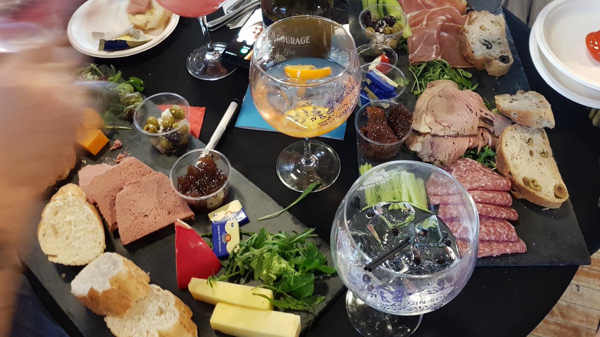As far as weekends go....Rochdale you’ve been INCREDIBLE!! Did you join us this weekend? We’d love you to leave us a review on Facebook! Much love Rochdale, until next time...! 🍸❤️🍸❤️