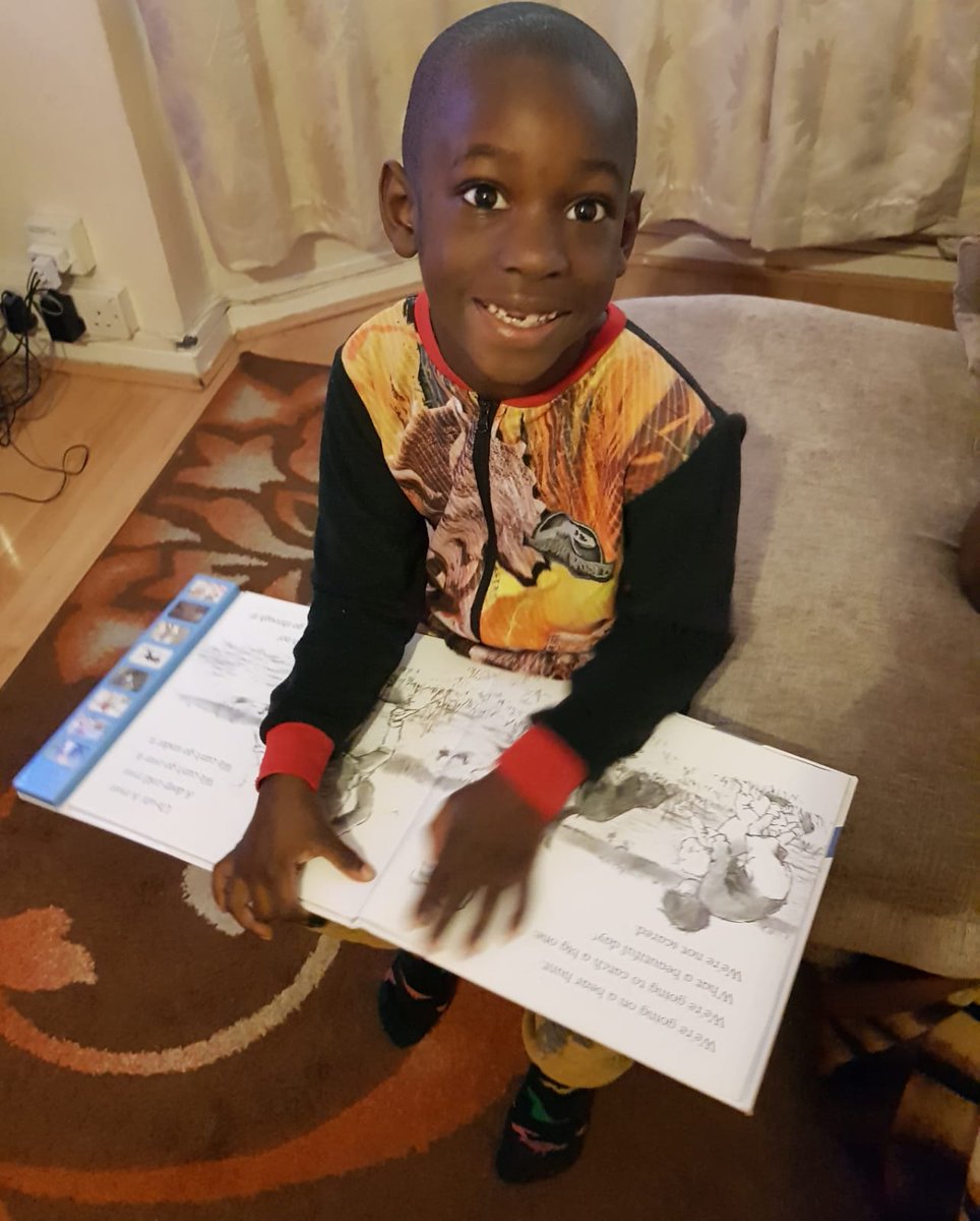 samdre09's tweet photo. Matt early morning reading #teammaynard #maynardreads #familyreadingchallenge https://t.co/o5kNqYnkOw