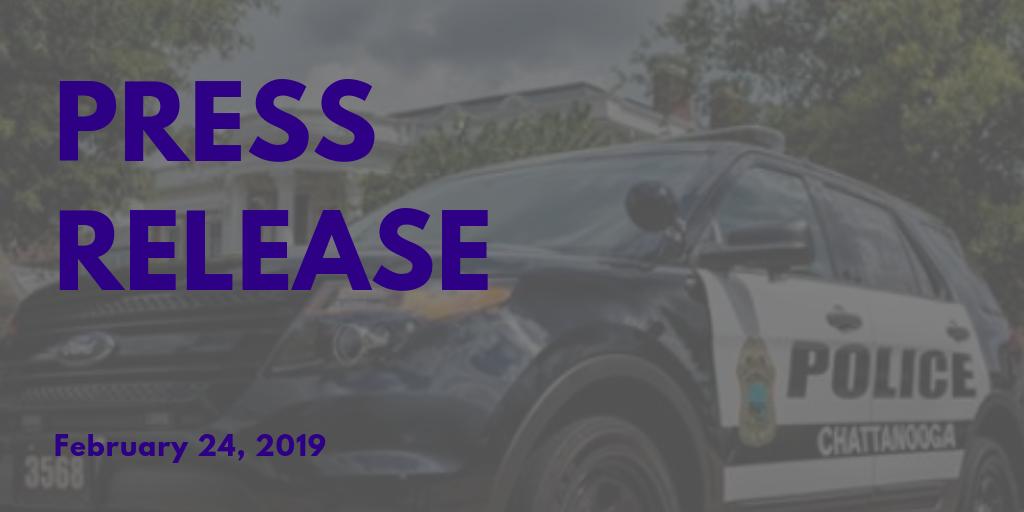 CPD NEWS: Driver of 2017/2018 Honda CRV struck a CPD Officer who was out of his vehicle in 2900 block Hamill Rd. at 11:04 PM on 2/23/19. CRV has heavy front end damage. If you've seen the CRV or have any info, please call 911 or (423) 698-2525. MORE: bit.ly/2Vgsbf0