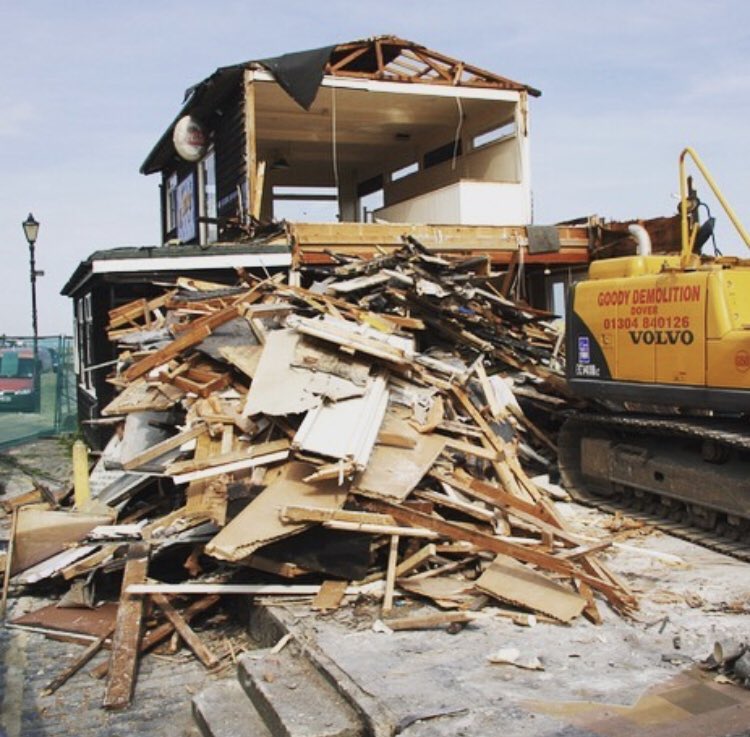 #flashback #folkestone My old photo, demolishing Jetty’s - where @Rocksalt_Kent now perches
