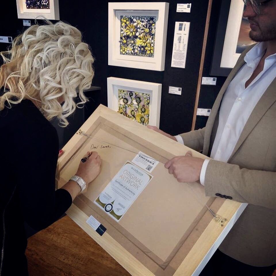 VFrance_Artist's tweet photo. Wow! 😁 What a truly incredible day Alison Johnson and I had yesterday at our joint exhibition, hosted by the amazing Wingates Gallery! 🥂🍾 😘💛😃🥂🍾👌xxxx #wingatesgallery #exhibition #newcollection #mixedmedia #spectaculardisplay #alisonjohnson https://t.co/Z0pZPlpakY