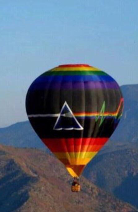 Breathe,
Breathe in the air,
Don't be afraid to care
Leave but don't leave me,
Look around and choose your own ground..

The Dark Side of the Moon
#PinkFloyd

Wishing you all a happy and peaceful Sunday. Shine on Tweeps 😃☀️☀️