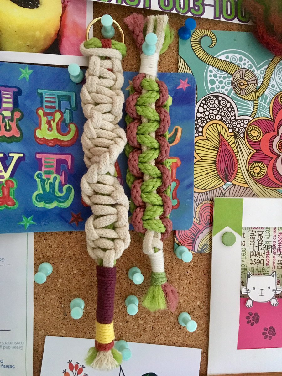 emmagakdag's tweet image. #70sthrowback #learntanewskill #macrame